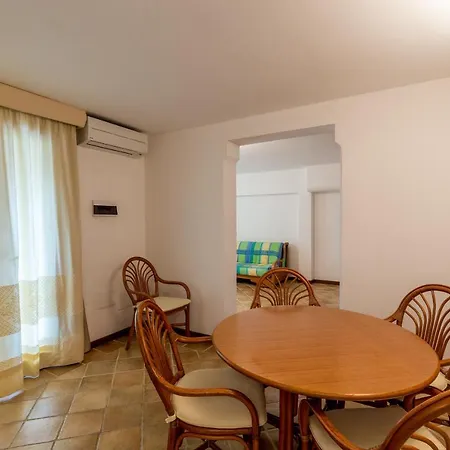 Kompleks wypoczynkowy Vista Village 4*