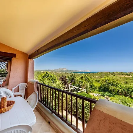 Vista Village Kompleks wypoczynkowy Loiri Porto San Paolo
