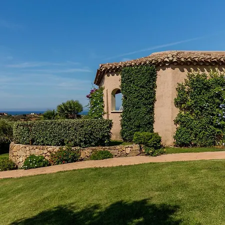 Vakantiepark Vista Village Loiri Porto San Paolo