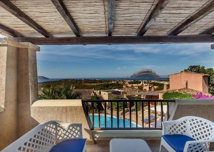 Vista Village Tatil parkı Loiri Porto San Paolo